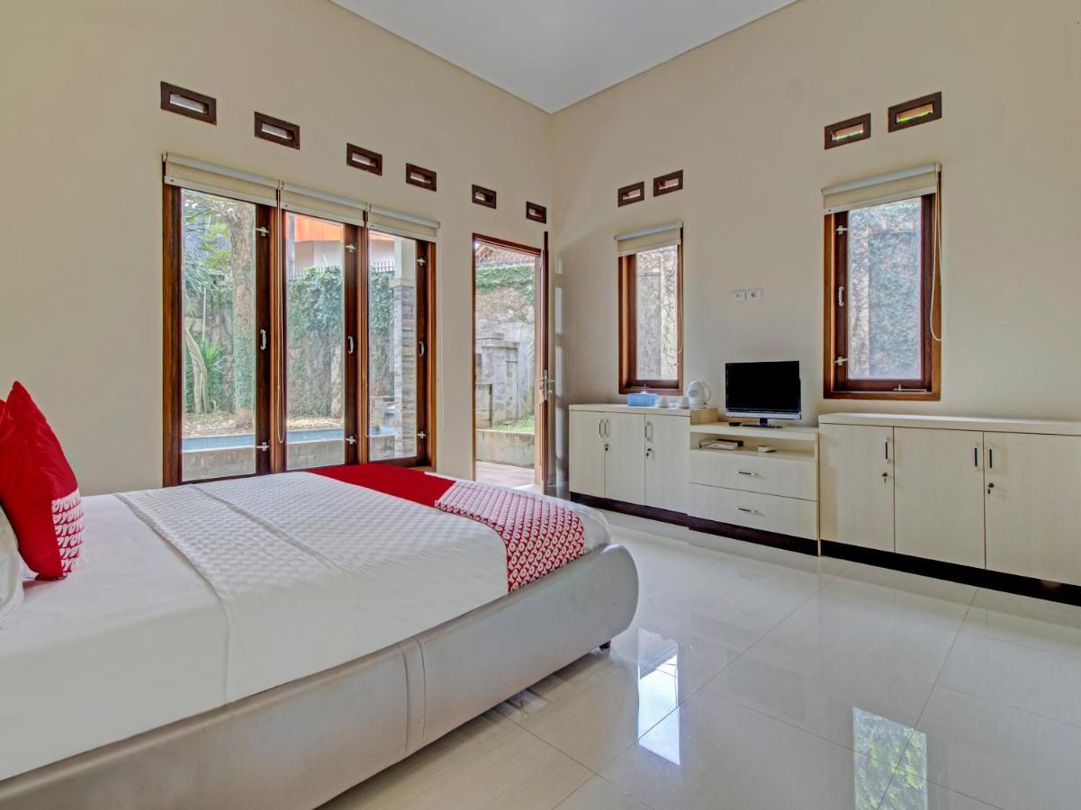 Oyo 89997 Hotel Bumi Kedaton Waterpark Bandar Lampung Exterior foto